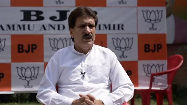 ఉల్తాఫ్ ఠాకూర్ 