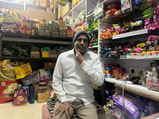 स्थानीय दुकानदार राजीव कुमार