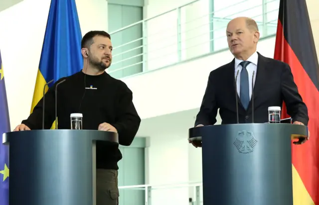 ဒေါ်လာ သန်း ၃ ထောင်ဖိုး လက်နက်တွေ ယူကရိန်းကို ဂျာမနီ ထောက်ပံ့