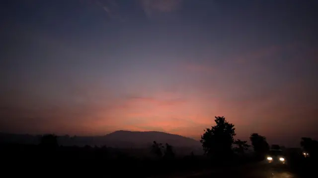 ग्रामीण भागातील सायंकाळ