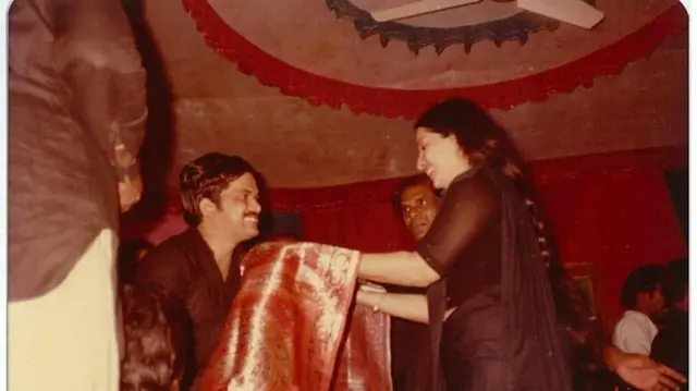 முன்னாள் முதலமைச்சர் ஜெயலலிதாவுடன் ஜேசிடி பிரபாகர்

