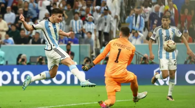 Альваресттин матчтагы биринчи голу