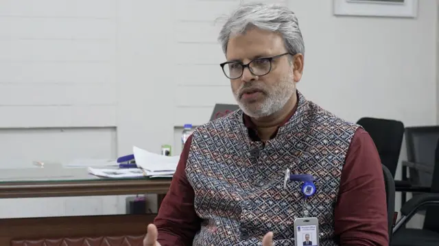 ঢাকা বিশ্ববিদ্যালয়ের প্রক্টর সাইফুদ্দিন আহমেদ 