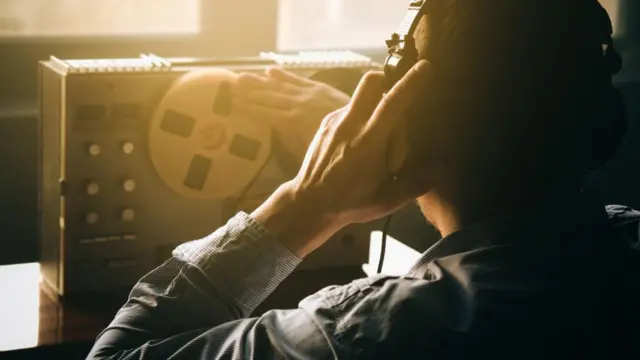 ఫోన్ ట్యాపింగ్ 