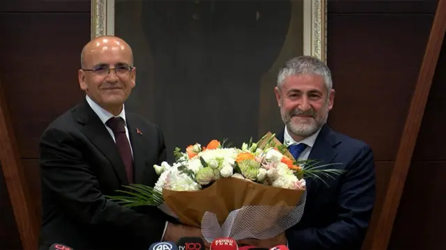 Mehmet Şimşek ve Nureddin Nebati