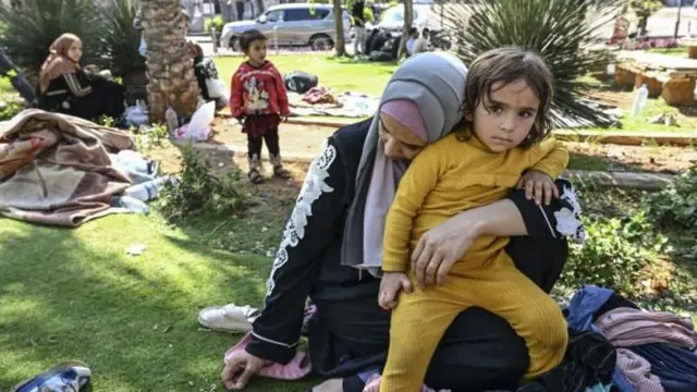 લેબનોનથી 80 હજાર લોકો સીરિયા ભાગ્યા