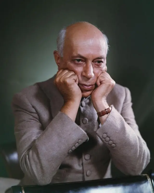 இந்தியாவின் முதல் பிரதமர் நேரு