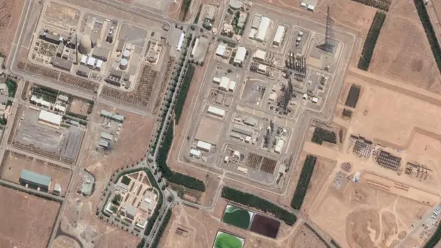 アラク核施設の人工衛星写真