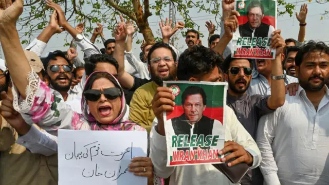 ਇਮਰਾਨ ਖ਼ਾਨ ਦੀ ਰਿਹਾਈ ਲਈ ਇਸਲਾਮਾਬ ਵਿੱਚ ਮੁਜ਼ਾਹਰਾ ਚੱਲ ਰਿਹਾ ਹੈ