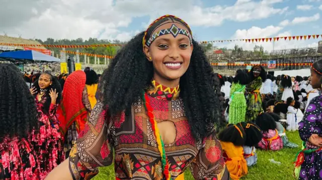 ቆልዑ ኣሸንዳ ባህሊ ወለደን ንምዕቃብ ኣብ ዝገብረኦ ምትእኽኻብ ክብረንን ጥዕናአን እውን ክሕልዋ ከምዝግበአን ሰብ ሞያ ጥዕና ይምዕዱ