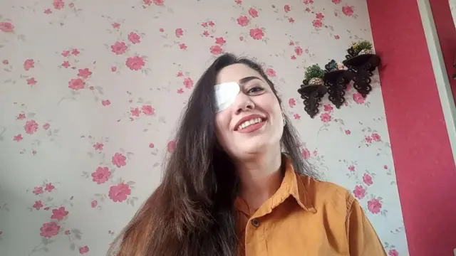کوثر خشنودیکیا