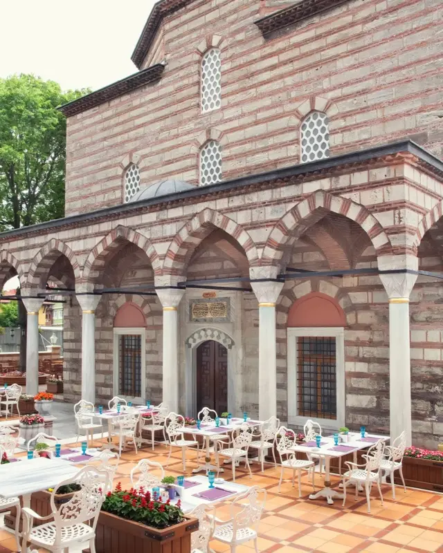 حوریم سلطان حمام