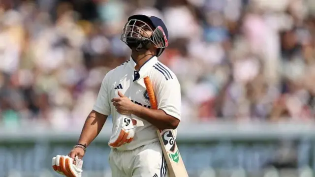 పంత్‌ను బెన్ స్టోక్స్ రనౌట్ చేశాడు