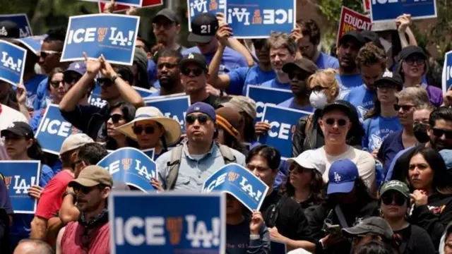 लॉस एंजेलिसमधील आंदोलन