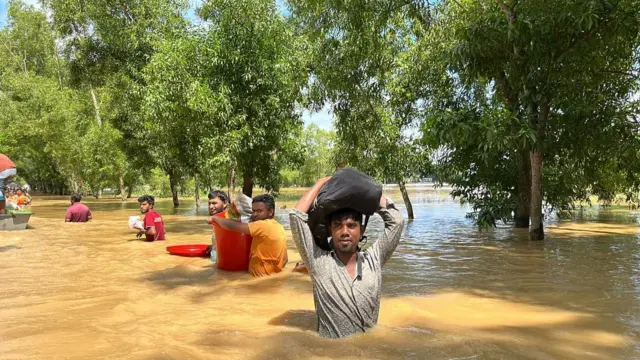 ফেনীর বন্যাদুর্গত একটি এলাকার চিত্র 