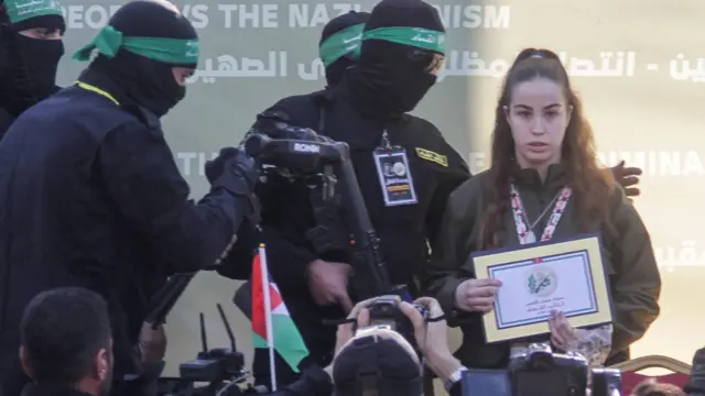 آگام برگر ۲۰ ساله در زمان حمله هفت اکتبر حماس بخشی از یک واحد نظامی زنان بود