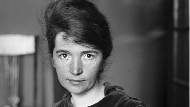 Margaret Sanger in her younger days looking to camera