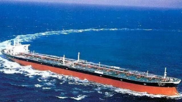 சதாம் ஹுசைனின் படைகளால் மூழ்கடிக்கப்பட்ட சிவைஸ் ஜெயண்ட் கப்பல்