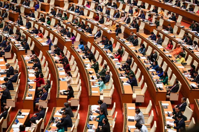 Quốc hội khóa 15 trong phiên khai mạc kỳ họp thứ 8 sáng ngày 21/10