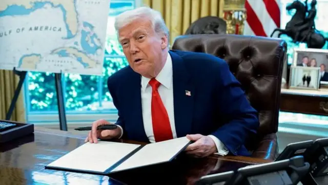 டிரம்ப் 