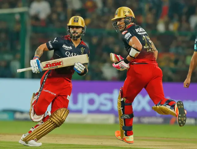 વિરાટ કોહલી અને ફાફ ડુપ્લેસી