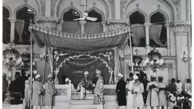 অষ্টম নিজাম মুকাররম জাহর রাজ্যাভিষেক