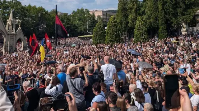 Задержан подозреваемый в убийстве Ирины Фарион - Вот Так