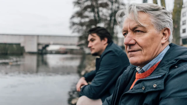 ፍሉጣት ሰባት ጥራይ ኣይኮኑን ንደቆም ክጸልው ዝደልዩ፤ እዚ ከኣ ኣብ መንጎ ወለድን ውሉድን ግጭት ክፈጥር ይኽእል’ዩ