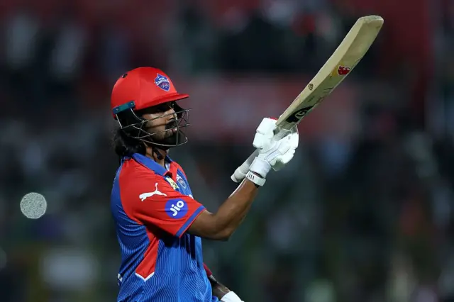 ஐ.பி.எல், டெல்லி, குஜராத்