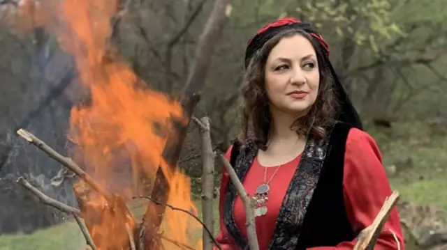 مژگان کاوسی