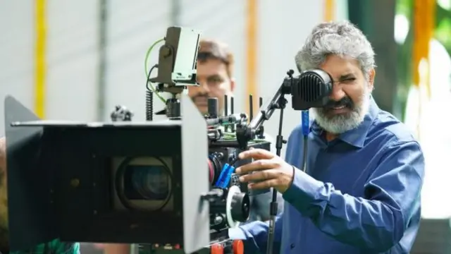 ఆర్ ఆర్ ఆర్