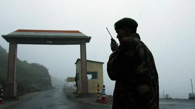 गलवान व्यतिरिक्त डोकलाम मध्ये देखील भारत आणि चीन मध्ये तणाव निर्माण झाला होता