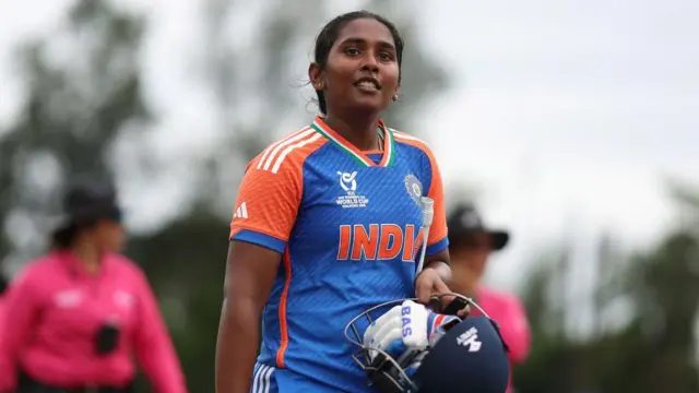 దక్షిణాఫ్రికాలో జరిగిన 2023 అండర్ 19 టీ20 వరల్డ్ కప్‌లో కూడా త్రిష ఆడారు. 