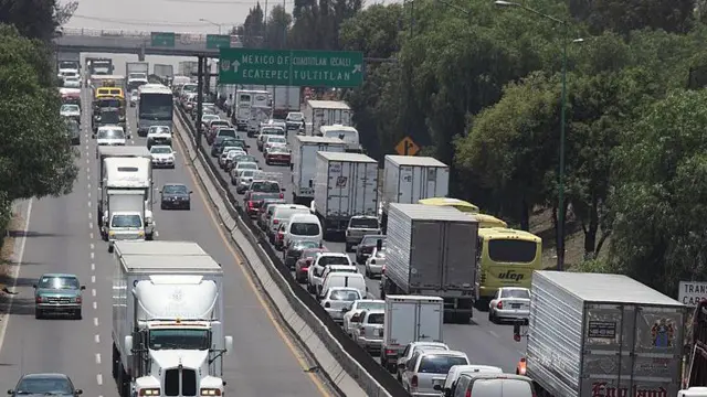 El tránsito en la autopista México-Querétaro