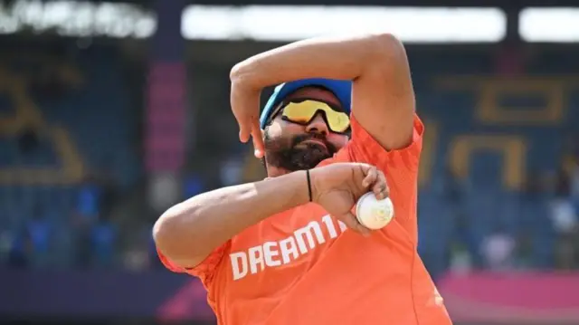 இந்தியா ஏன் ஒன்பது பேருடன் பந்து வீசியது? 