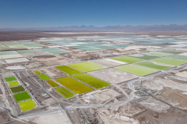 Litio en el Desierto de Atacama, Chile. Empresa SQM