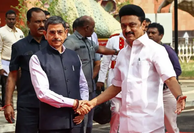 तामिळनाडूचे राज्यपाल आरएन रवी आणि मुख्यमंत्री एमके स्टॅलिन