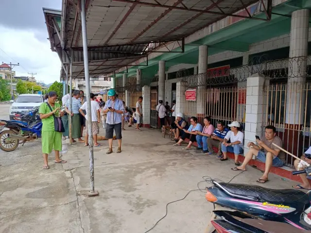 စတားလင့် အင်တာနက်သုံးစွဲနေကြသူတွေ