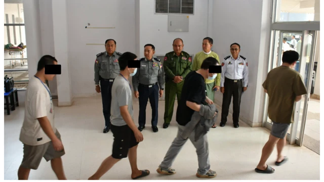 
ဖေဖော်ဝါရီ ၂၂ ရက် ပြန်လည်လွှဲပြောင်းပေးတဲ့ မြင်ကွင်း 
