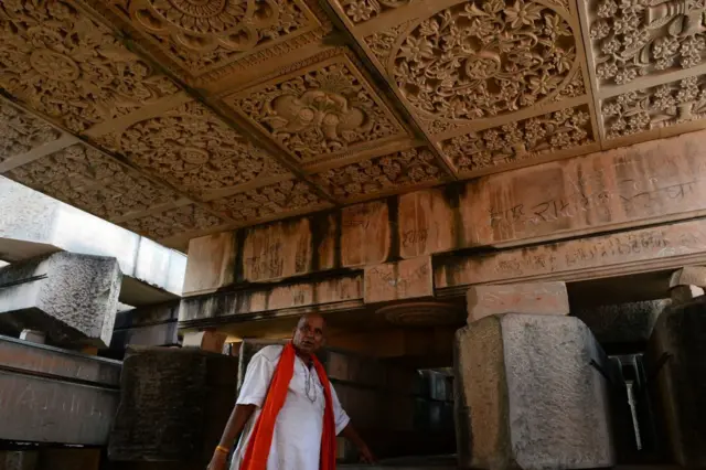 અયોધ્યાની કાર્યશાળામાં દાયકાઓથી રામમંદિર માટે પથ્થરનું કોતરકામ ચાલી રહ્યું છે