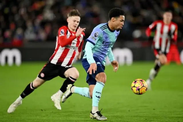 ኢታን ንዋነሪ ኣብ ዝተፈላለየ ቦታታት ክጻወት ዝኽእል'ዩ - ኣሰልጣኒ ኣርሰናል ሚከል ኣርቴታ