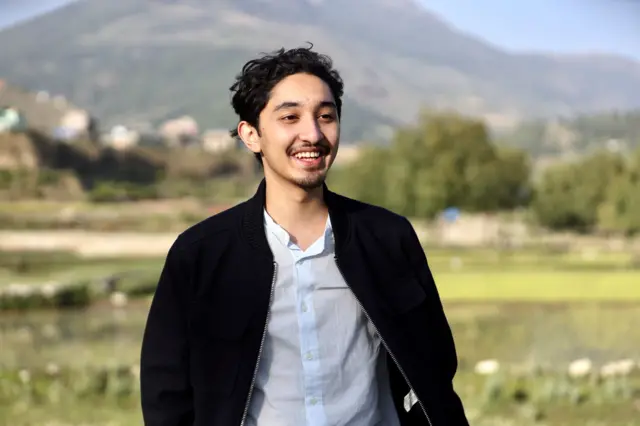 हृदयेन्द्र शाहको जुम्ला भ्रमणका क्रममा खिचिएको तस्बिर