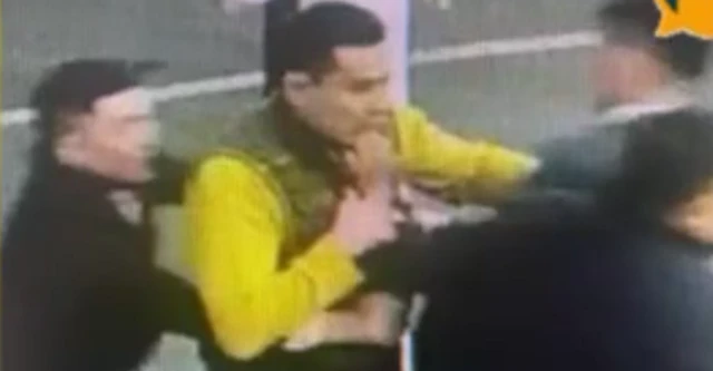 Парламент депутаты Жаныбек Абиров катышкан мушташ