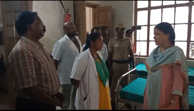 ஆக்சிஜன் கவசத்துக்கு பதிலாக டீ-கப் அரசு மருத்துவமனையில் நடந்தது என்ன?