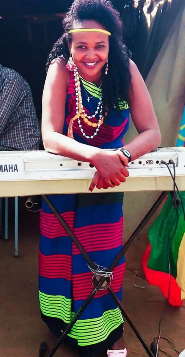 Xummeen Hawisoon Gumii Gaayoo bara 1998 eegalte