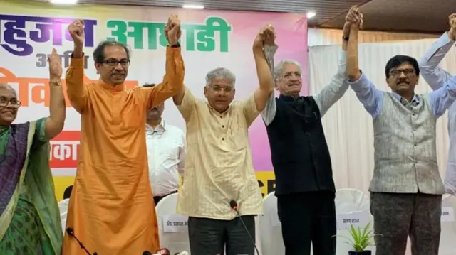 शिवसेना (ठाकरे गट) आणि वंचित बहुजना आघाडीने 23 जानेवारी 2023 रोजी युतीची घोषणा केली.