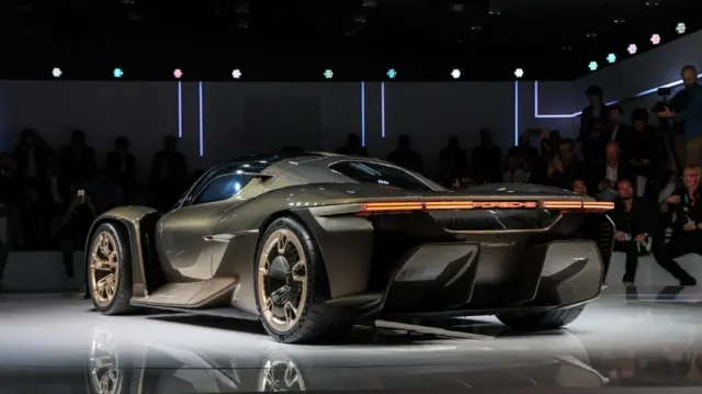 سوپرکار الکتریکی پورشه تا پایان دهه جاری میلادی به بازار خواهد آمد