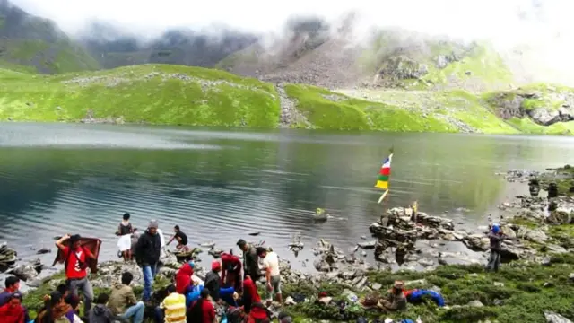 जनैपूर्णिमाका दिन देशका विभिन्न स्थानमा मेला समेत लाग्ने गर्छन्