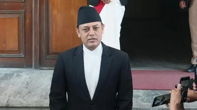 सभामुख डीपी अर्याल