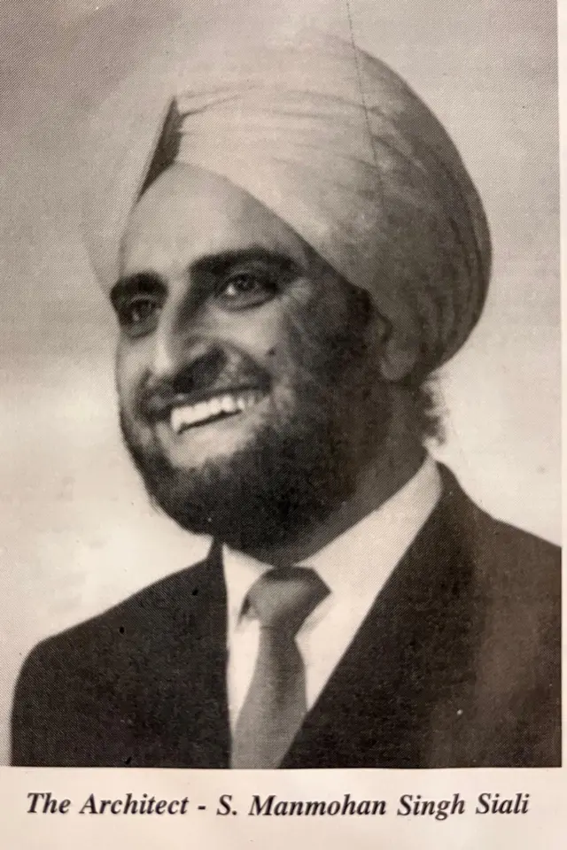 ਇਮਾਰਤਸਾਜ਼ ਮਨਮੋਹਨ ਸਿੰਘ ਸਿਆਲੀ